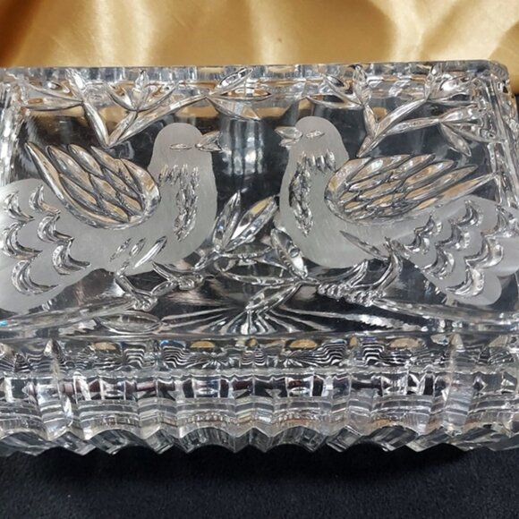 Hofbauer Byrdes Highly Collectible Crystal Bird Box - Picture 3 of 8